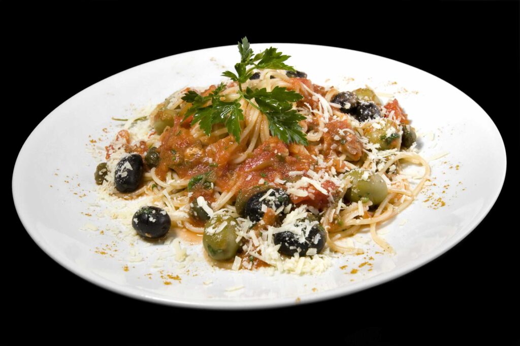 Spaghetti ao molho siciliano pasta 325 c9df33bc0f4dec9551a48abcad99971b