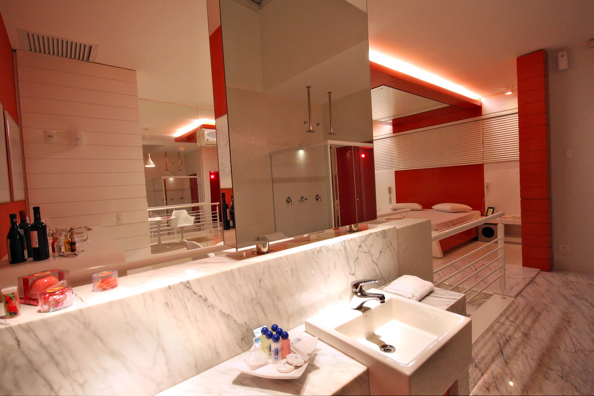 acqua-motel-suite-PICASSO-TS